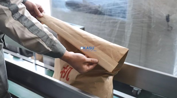 Máy đóng gói và hàn miệng túi liên tục tự động dành cho bao bì phức hợp giấy-nhựa loại tải trọng lớn (20-50kg) FBC-2 - ảnh 3